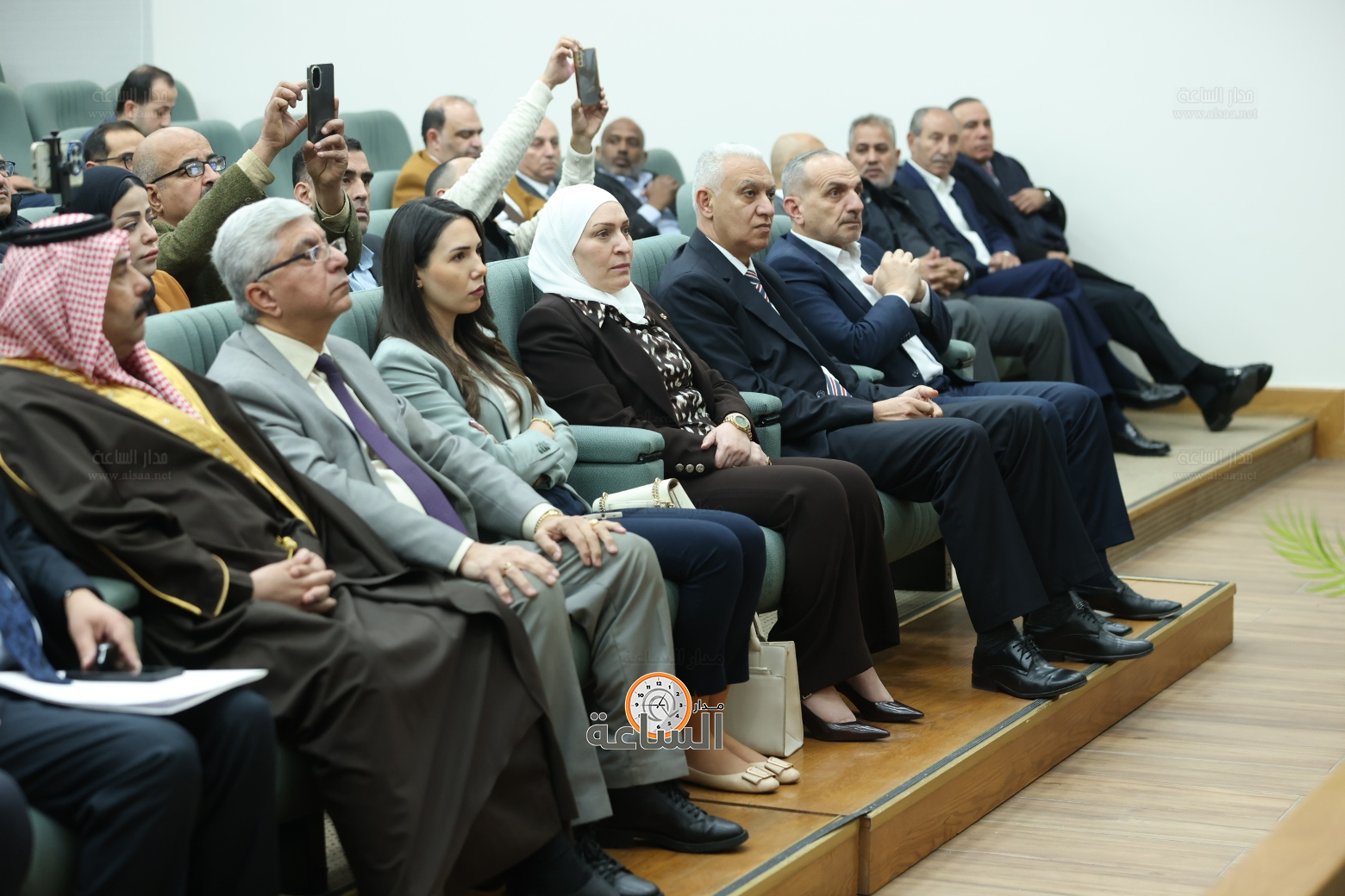 Madar Al-Saa Images 0.8038269860161907