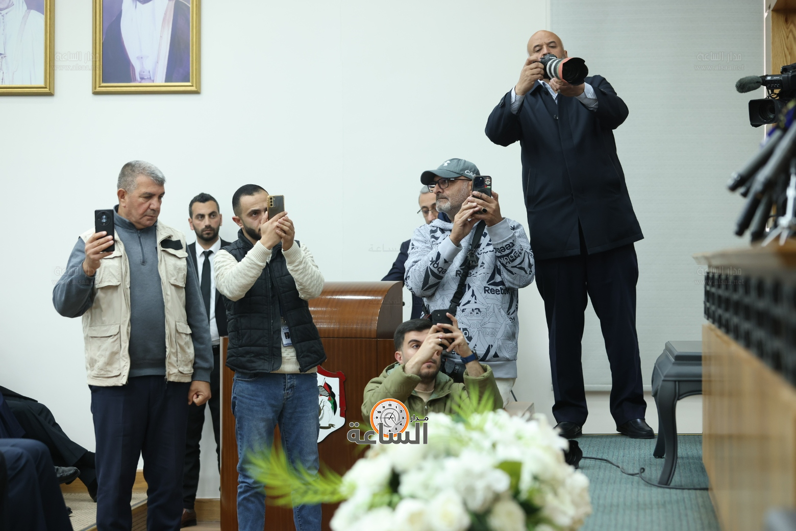 Madar Al-Saa Images 0.12679219551443088