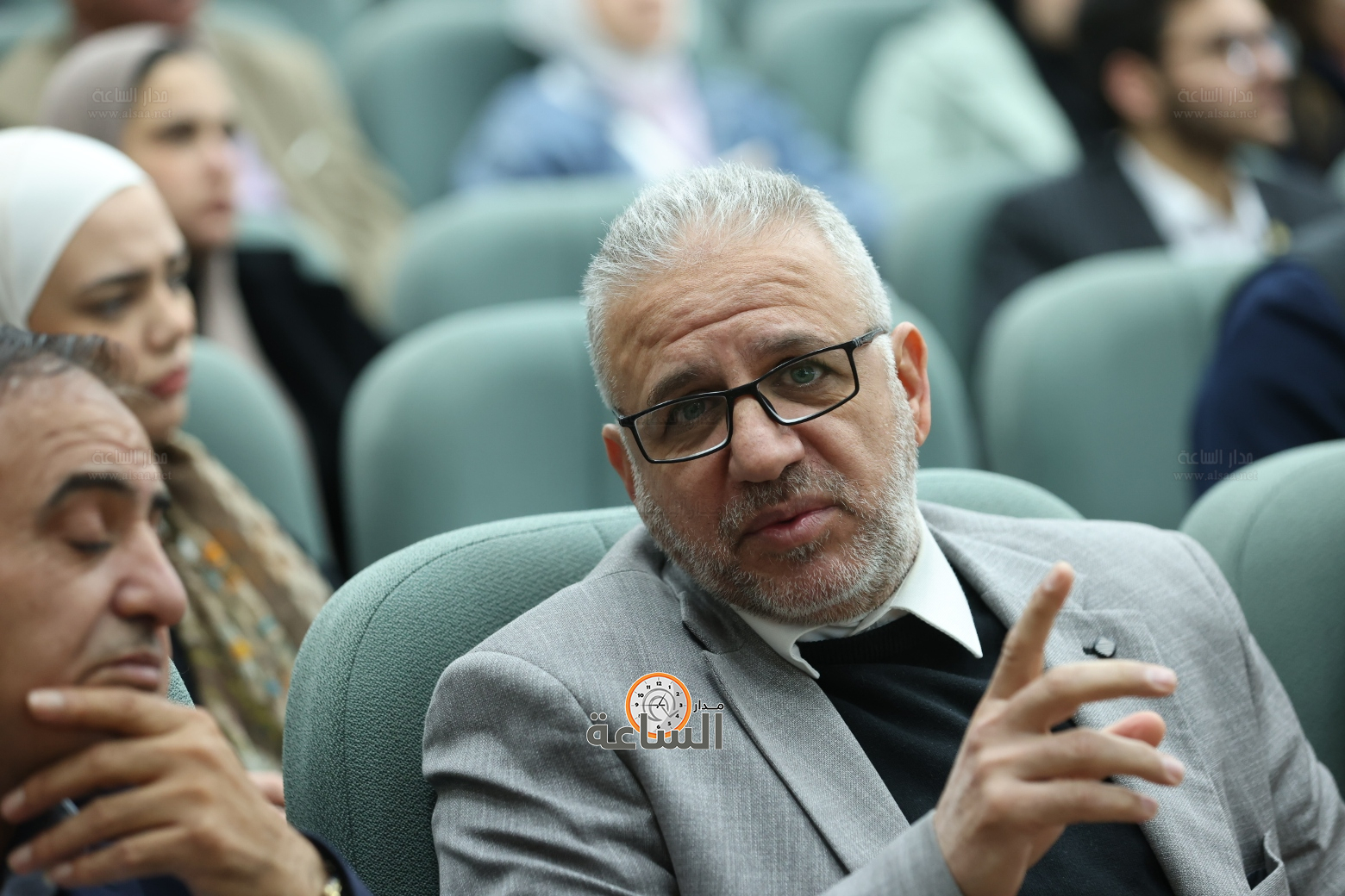 Madar Al-Saa Images 0.8921577010284232