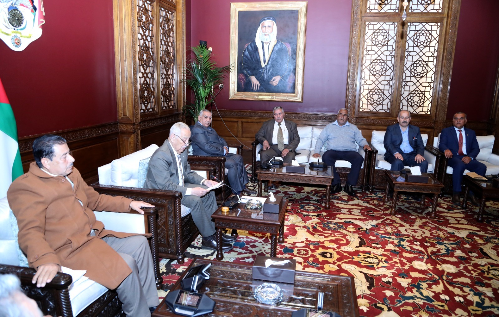 Madar Al-Saa Images 0.19199066621922645