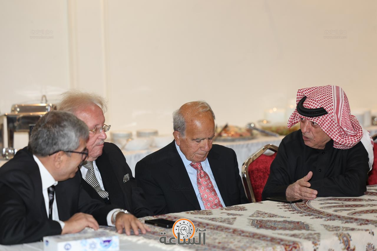 Madar Al-Saa Images 0.7932462141831805