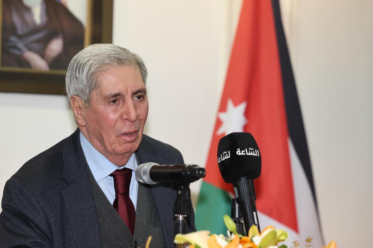 Madar Al-Saa Images 0.12677788603211826