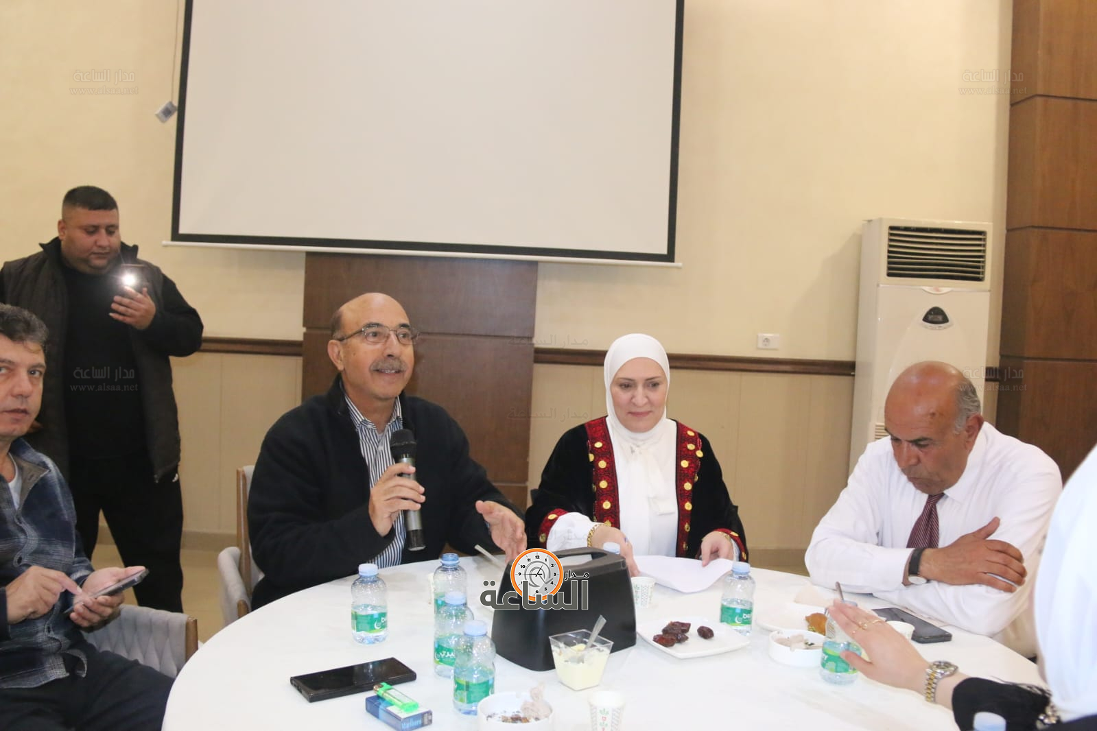 Madar Al-Saa Images 0.4644973612247921