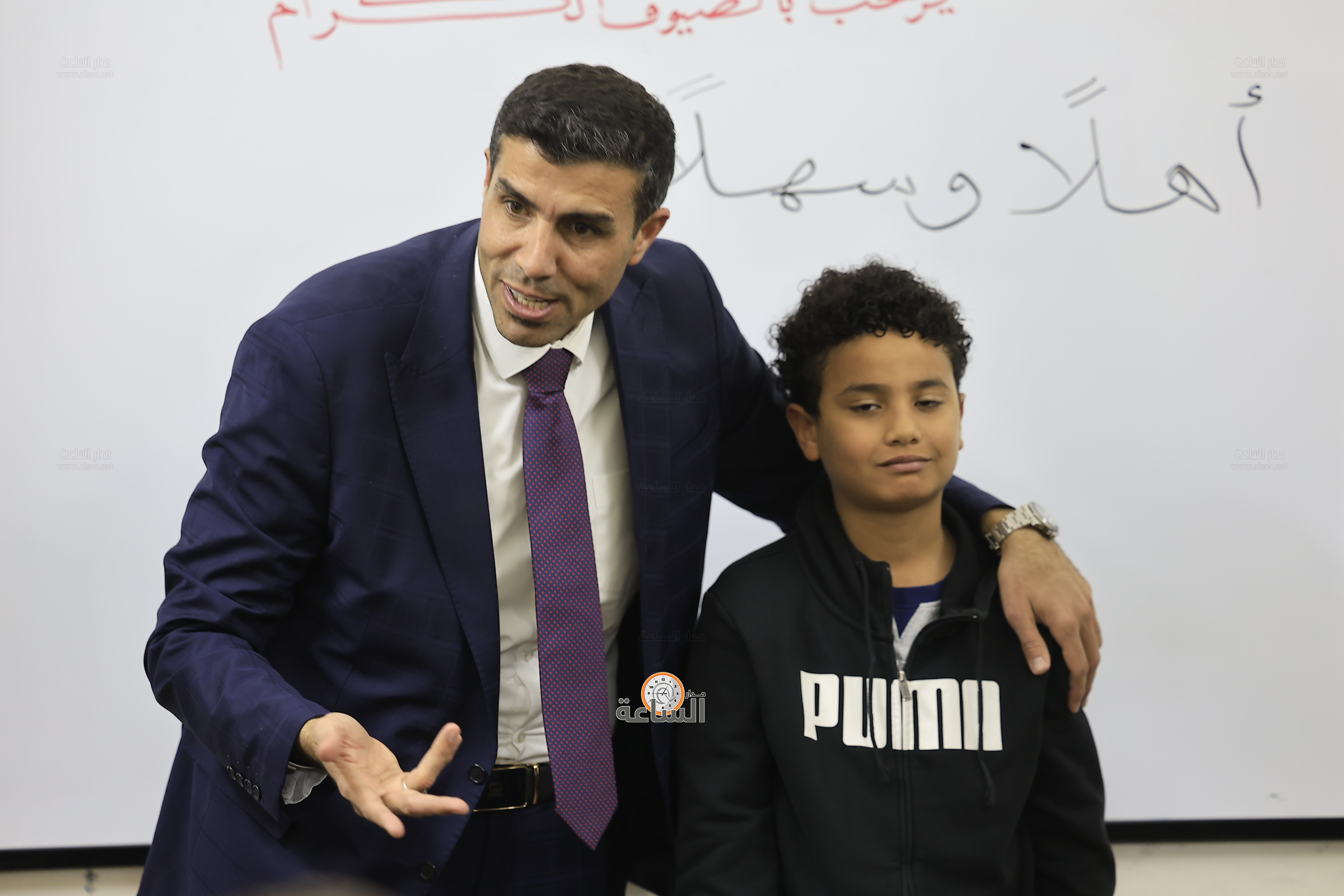 Madar Al-Saa Images 0.8707602407168127