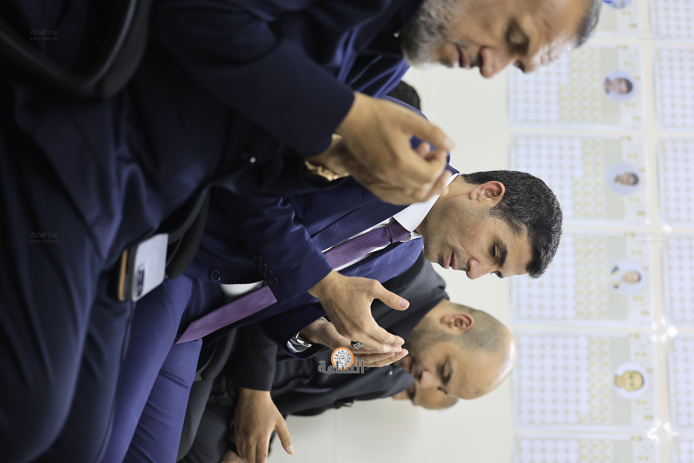 Madar Al-Saa Images 0.2560606900455513