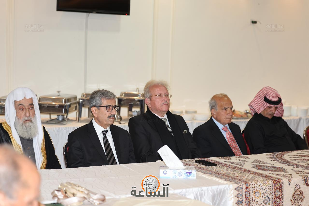 Madar Al-Saa Images 0.7366380400474186