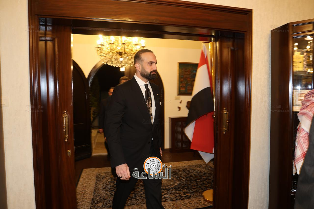 Madar Al-Saa Images 0.561953295076819