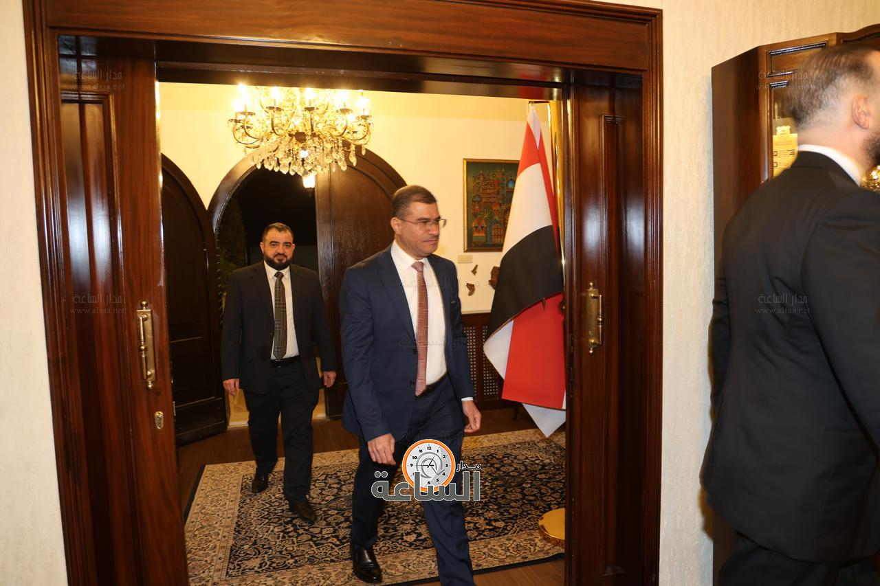 Madar Al-Saa Images 0.06061629714065142