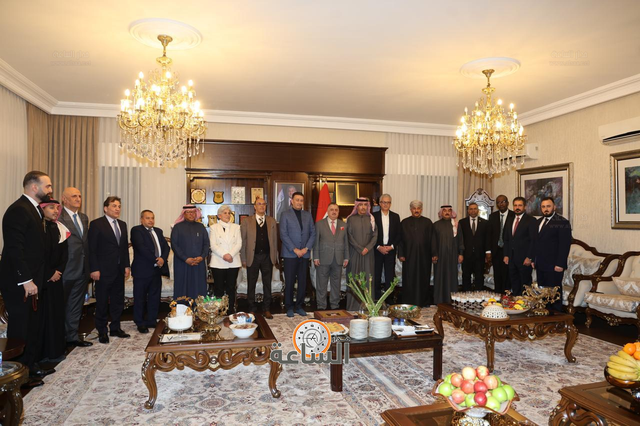 Madar Al-Saa Images 0.7214908075422473