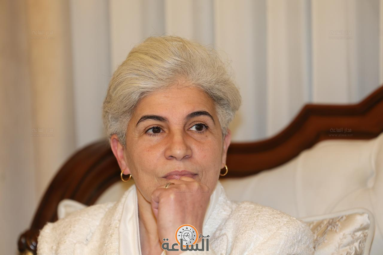 Madar Al-Saa Images 0.39867538921763135