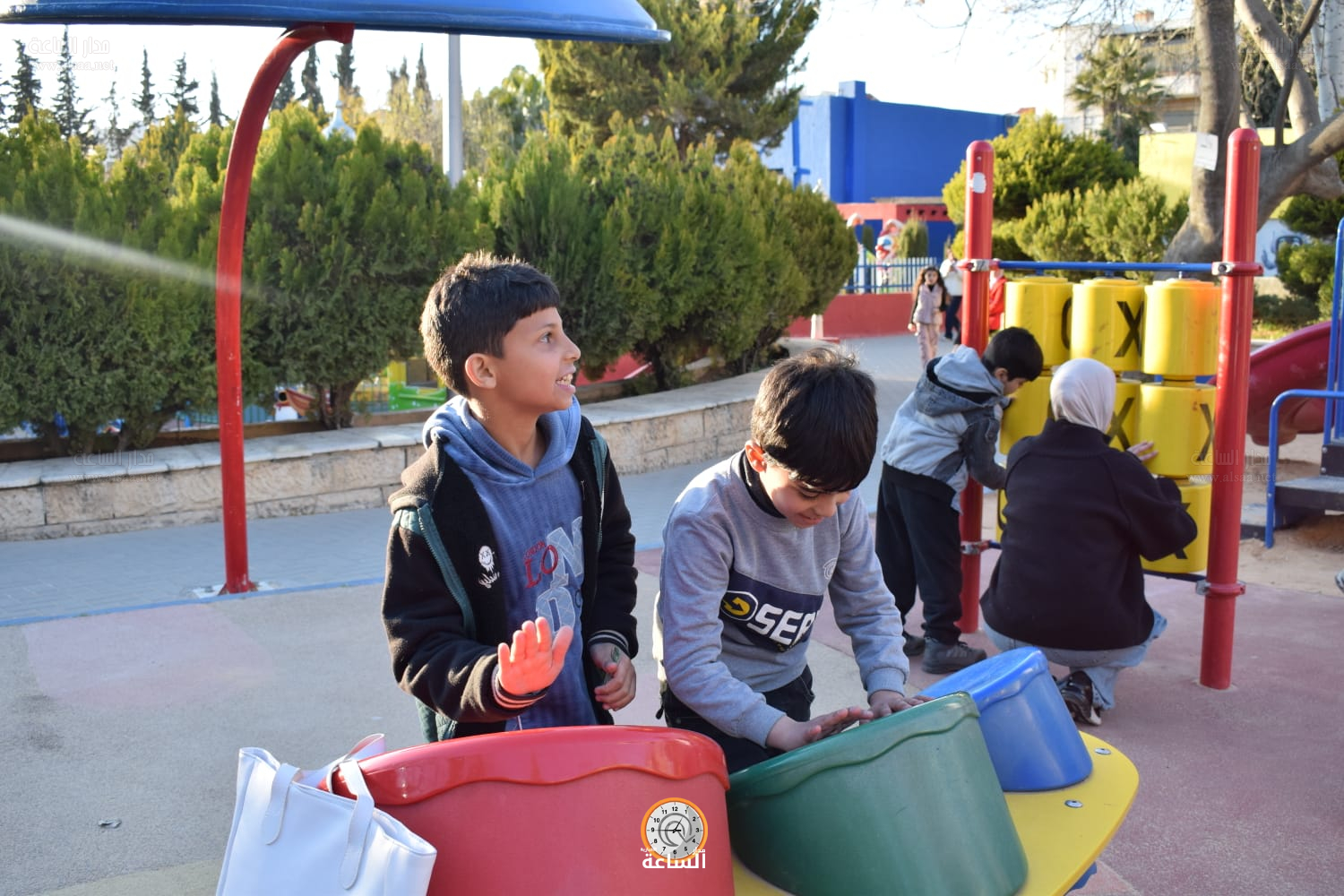 Madar Al-Saa Images 0.011264488294608244