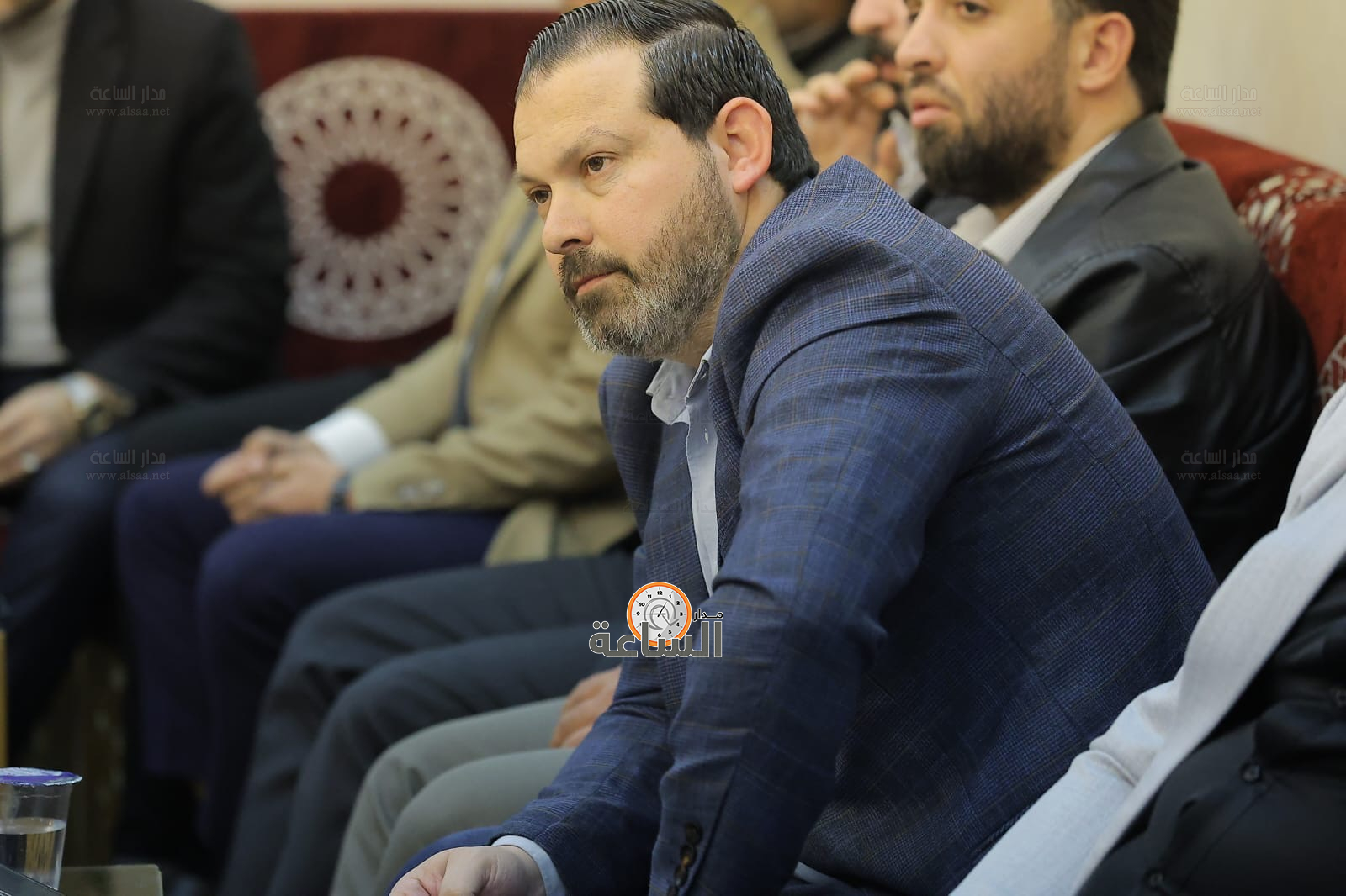 Madar Al-Saa Images 0.4914041477614288