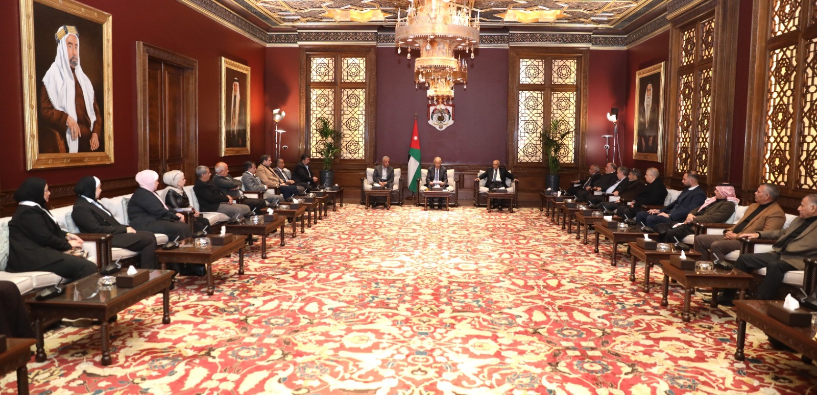 Madar Al-Saa Images 0.4297951228717919