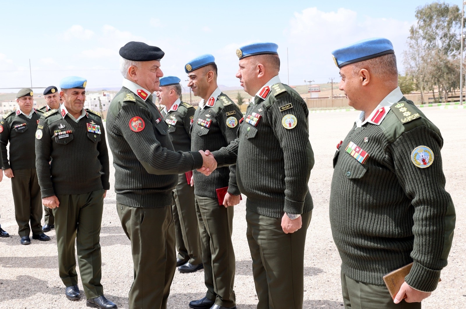 Madar Al-Saa Images 0.09007974642548822