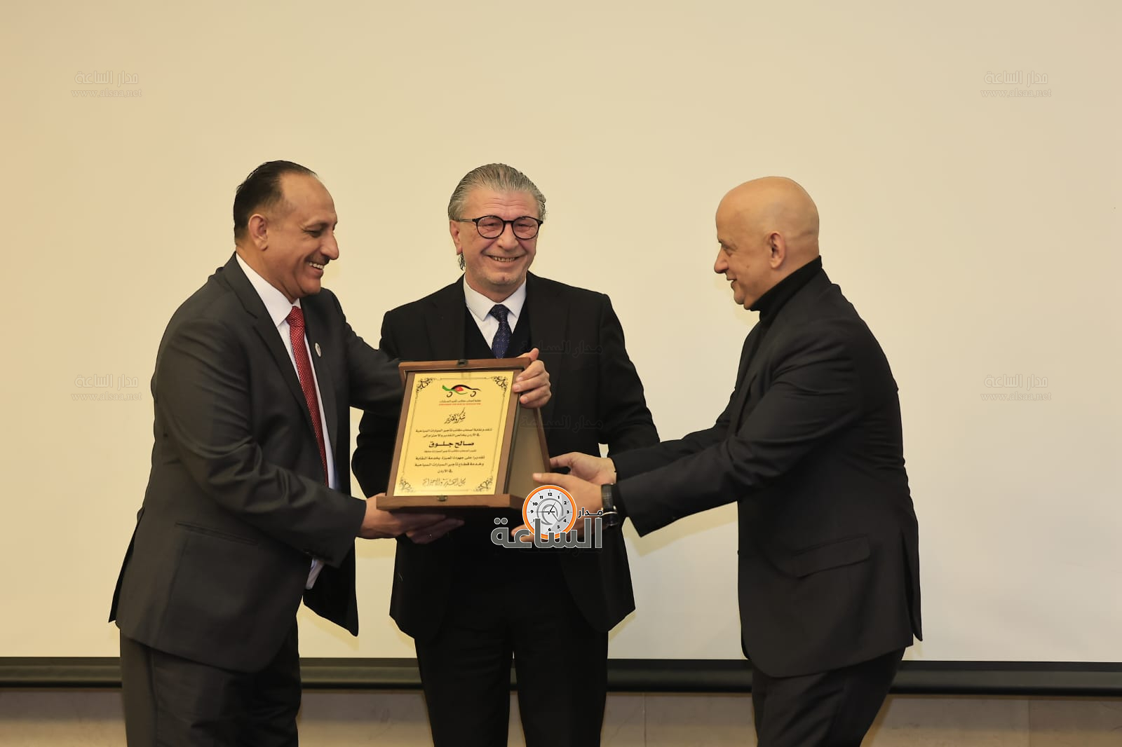 Madar Al-Saa Images 0.12248087719896572