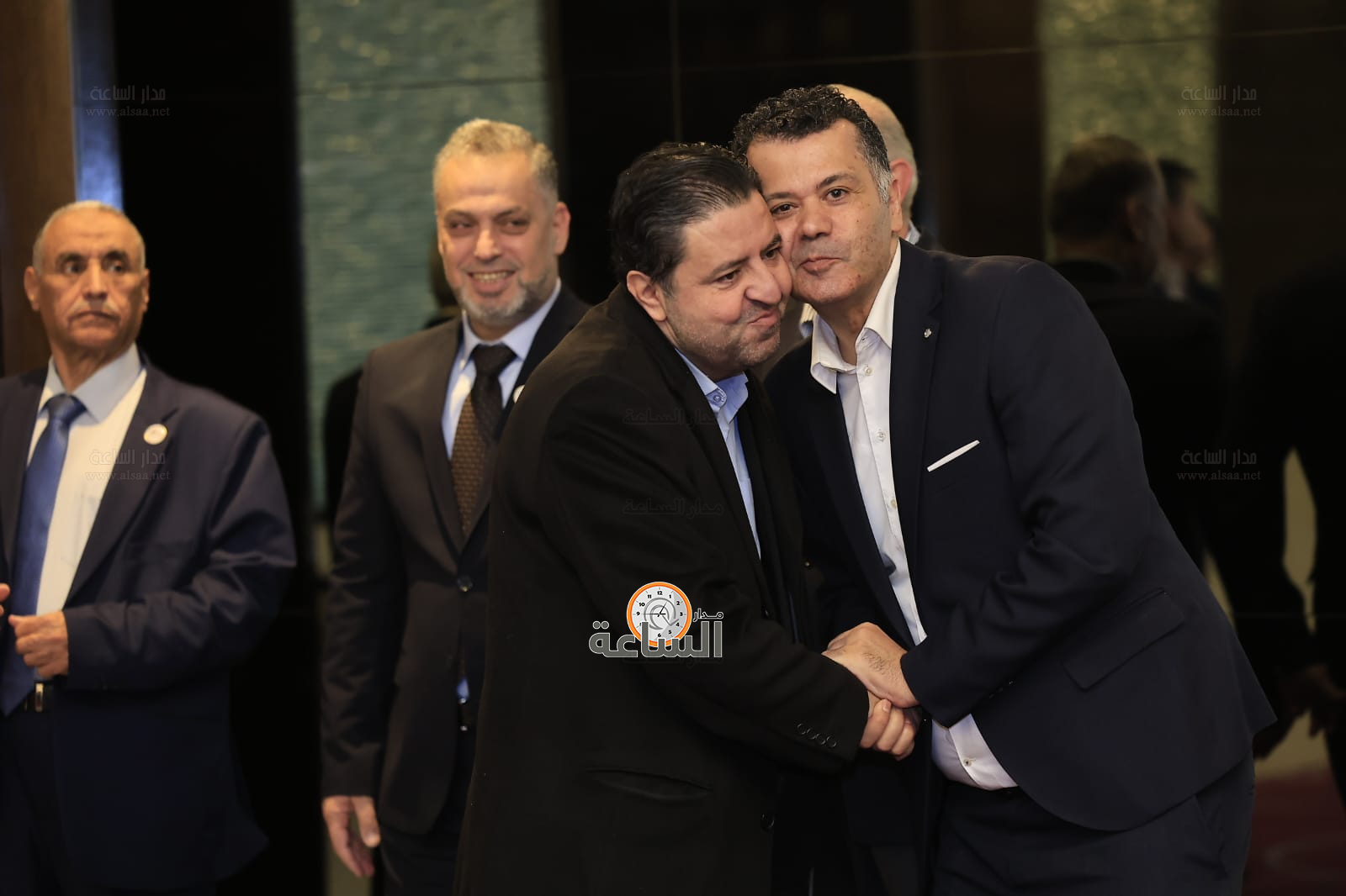 Madar Al-Saa Images 0.16200324480195472