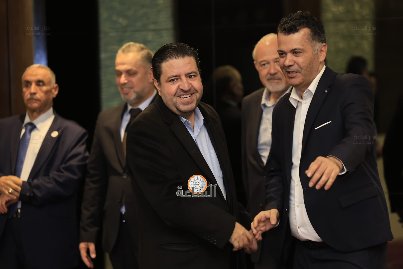 Madar Al-Saa Images 0.993074966096449