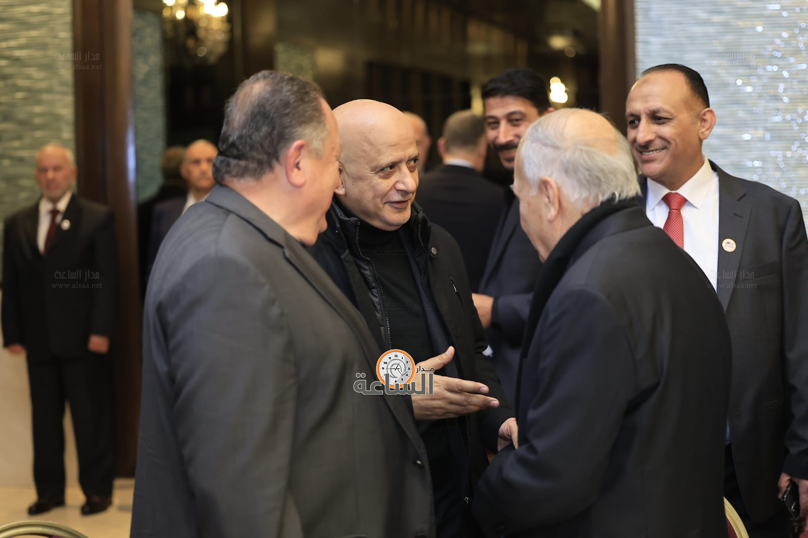 Madar Al-Saa Images 0.43025942610435886