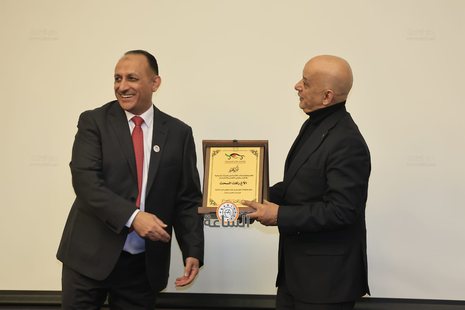 Madar Al-Saa Images 0.9436688769015801