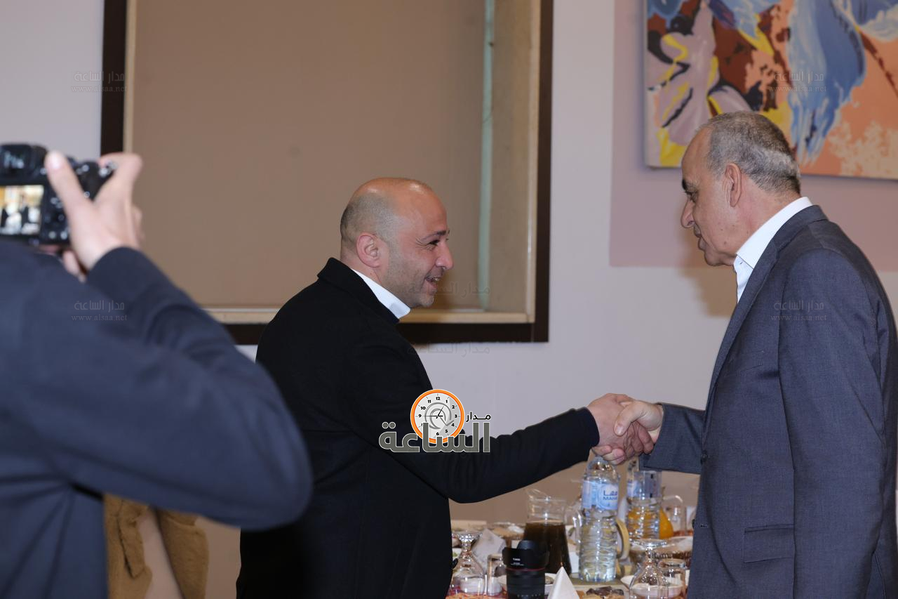 Madar Al-Saa Images 0.7163378236015008