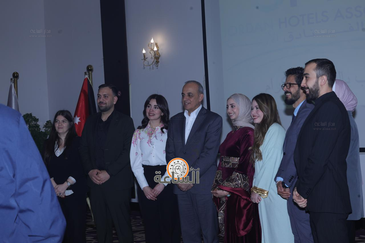 Madar Al-Saa Images 0.5138923271501152