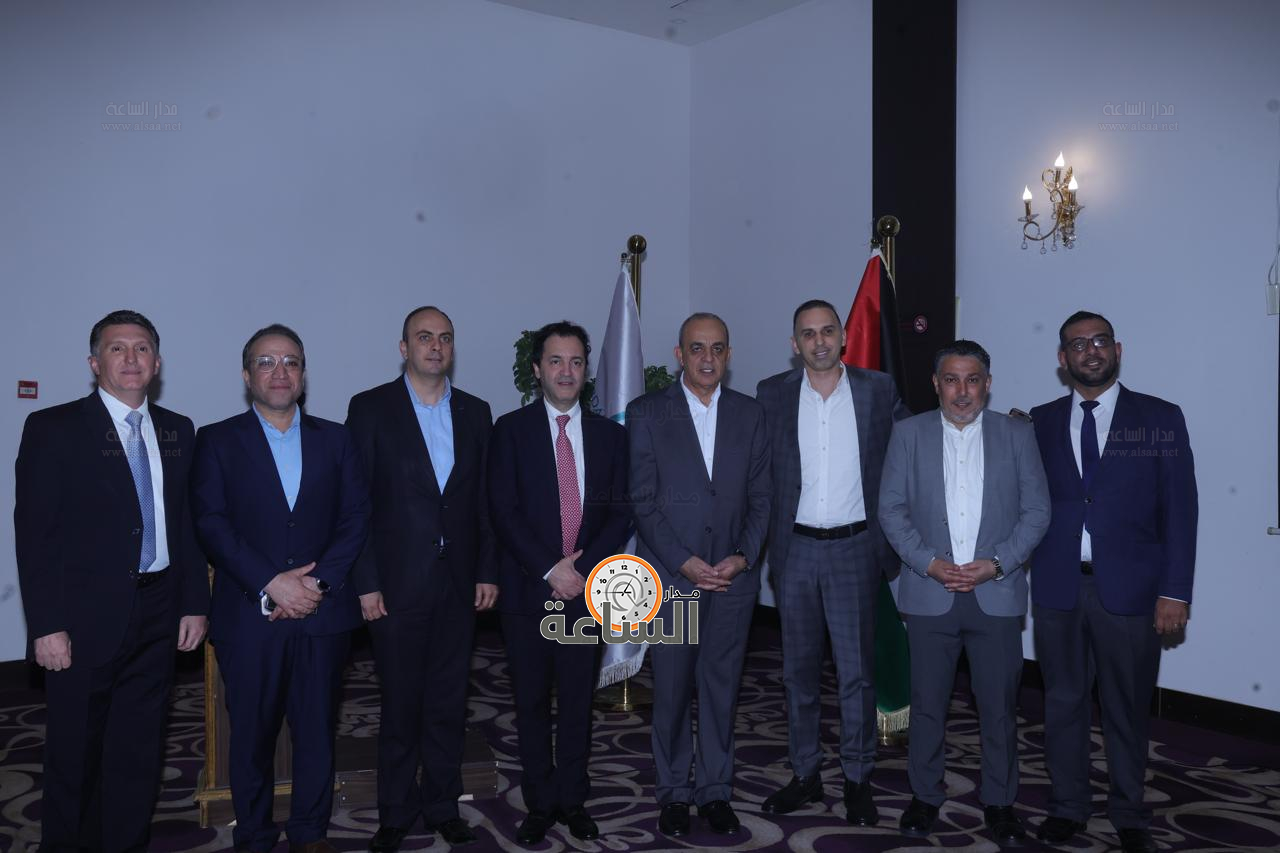 Madar Al-Saa Images 0.43271202985458324