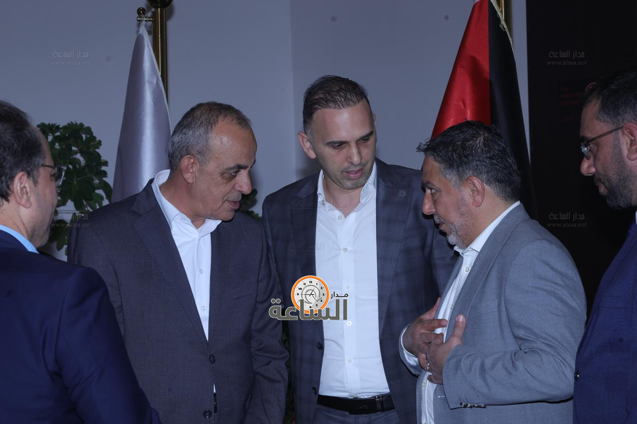 Madar Al-Saa Images 0.40488872189316905