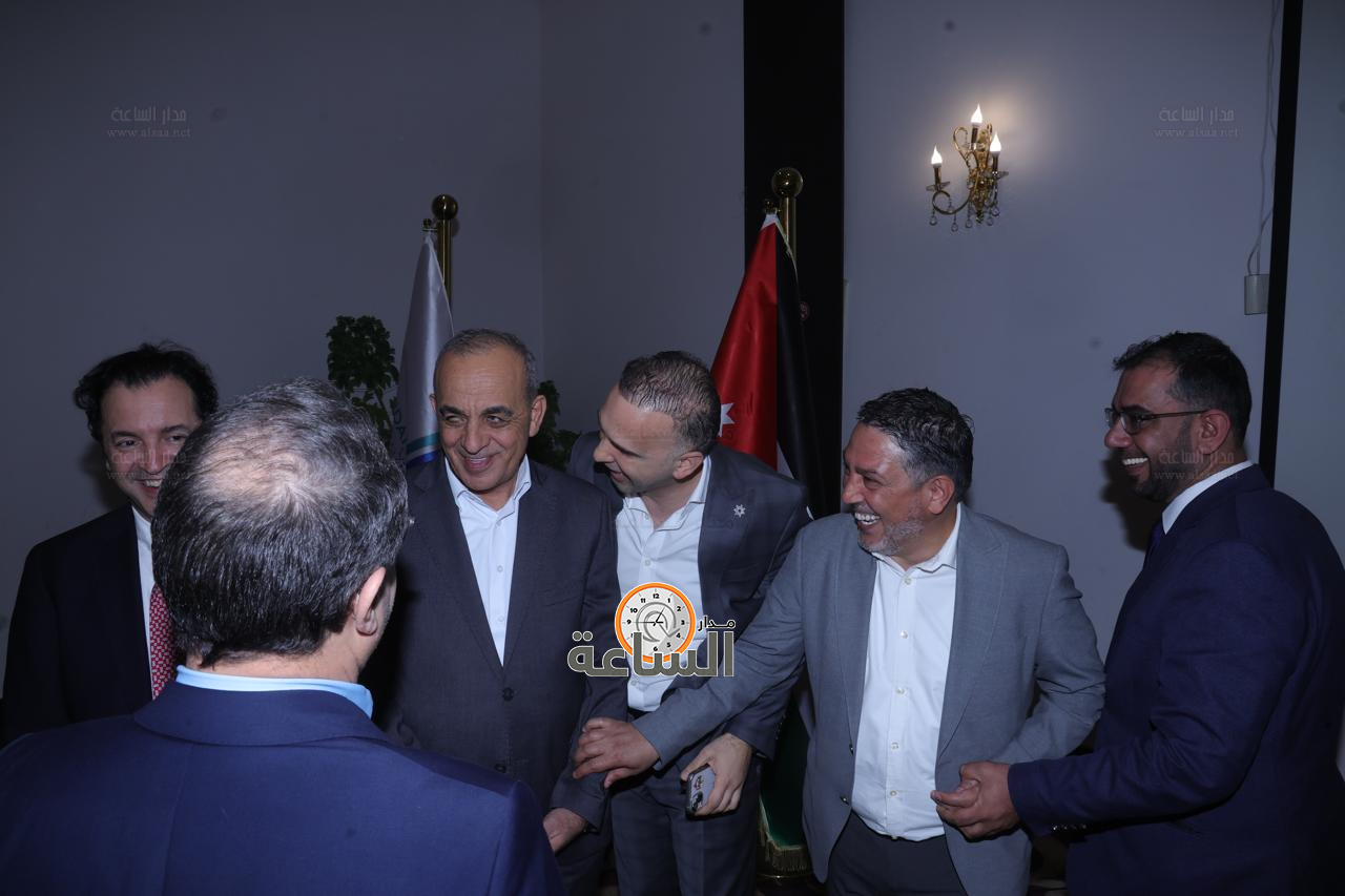 Madar Al-Saa Images 0.6361214278283612