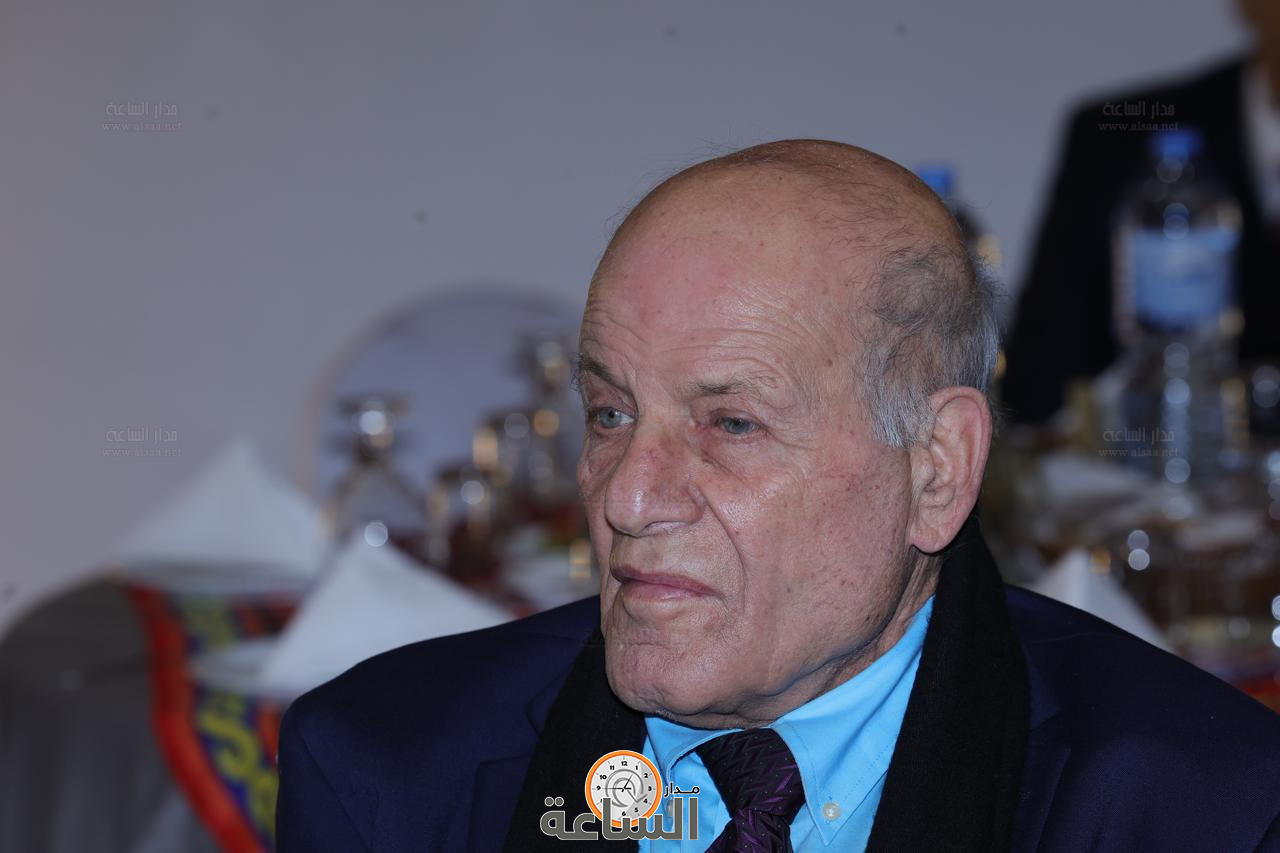 Madar Al-Saa Images 0.48858980428706134