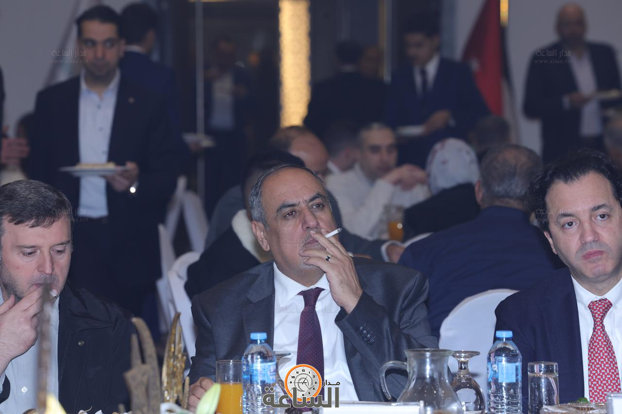 Madar Al-Saa Images 0.7781307611078029