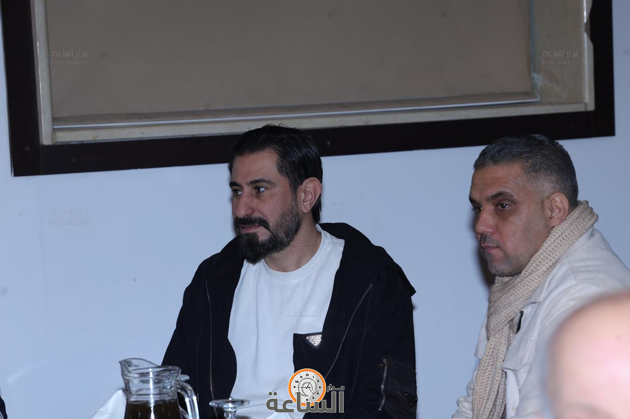 Madar Al-Saa Images 0.8927654393155533