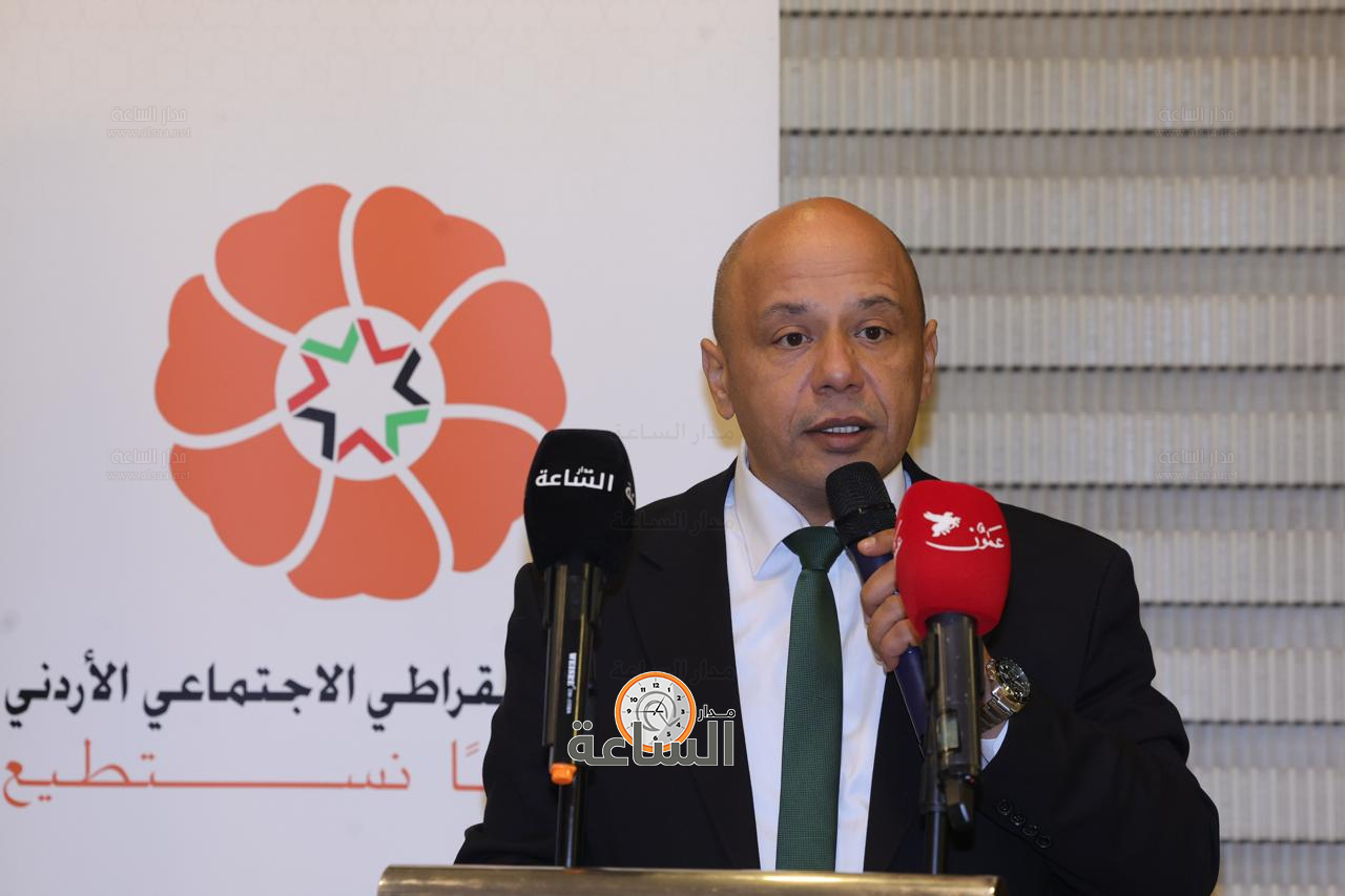 Madar Al-Saa Images 0.04400777116342769