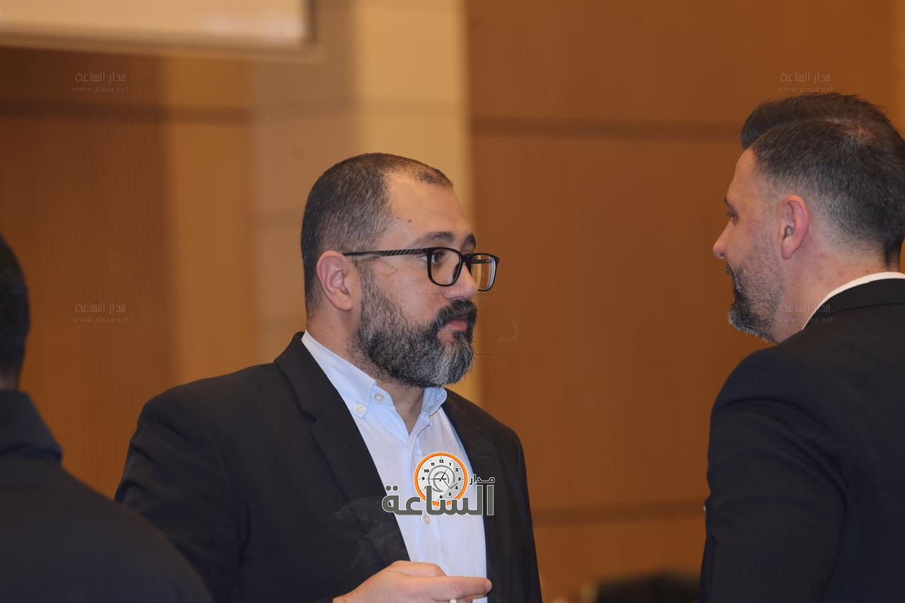 Madar Al-Saa Images 0.07660615168295026