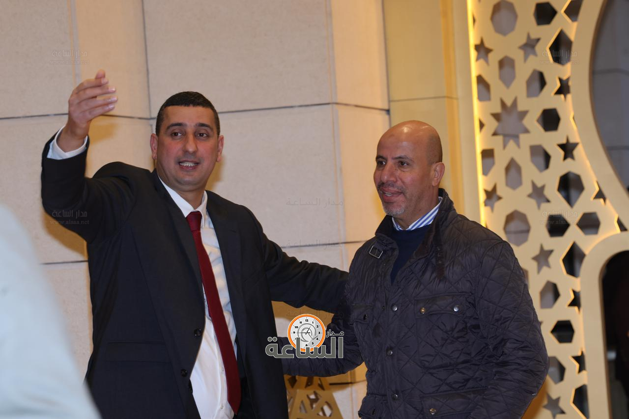 Madar Al-Saa Images 0.3436371554352826