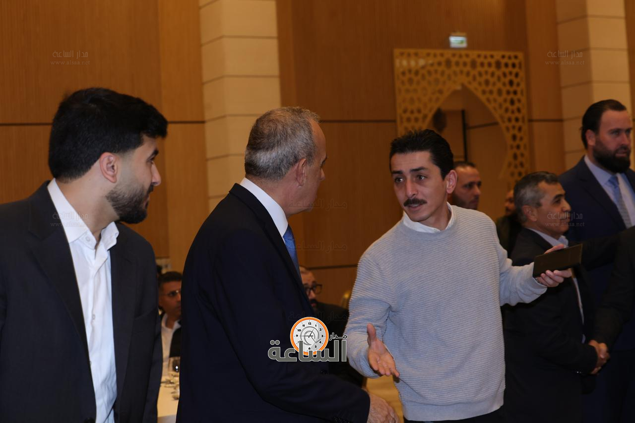 Madar Al-Saa Images 0.7509600895451716