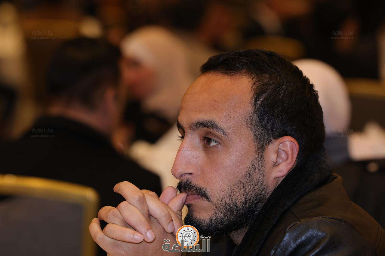 Madar Al-Saa Images 0.689023884324901