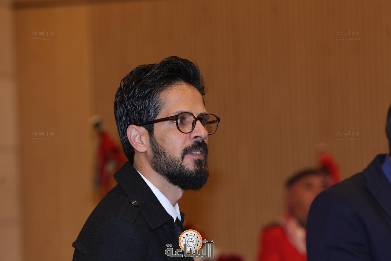 Madar Al-Saa Images 0.016494435051787937