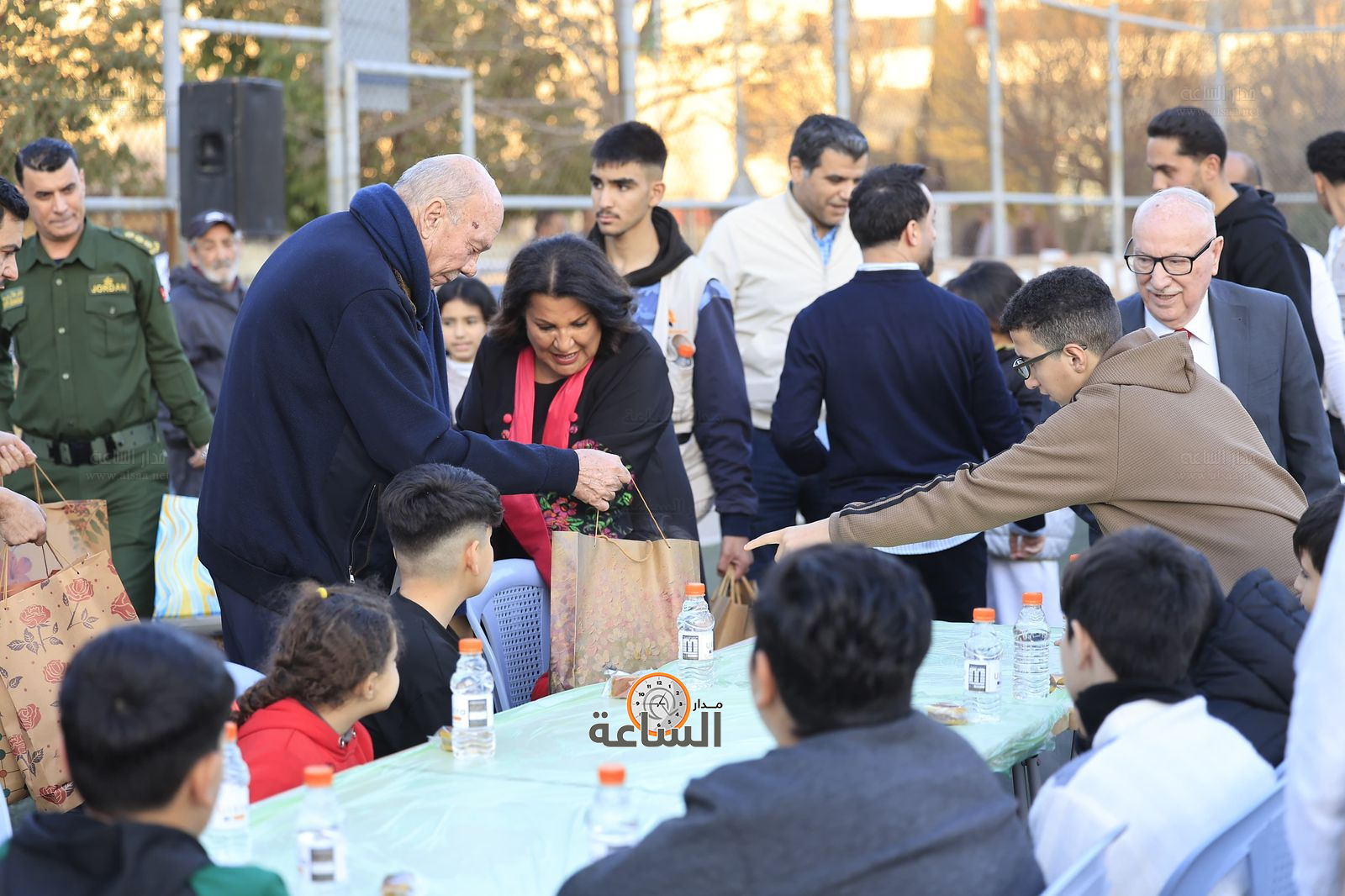 Madar Al-Saa Images 0.9858302444069404