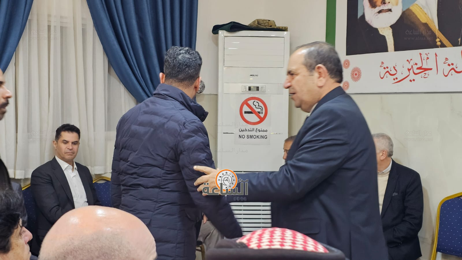 Madar Al-Saa Images 0.7810310238019054