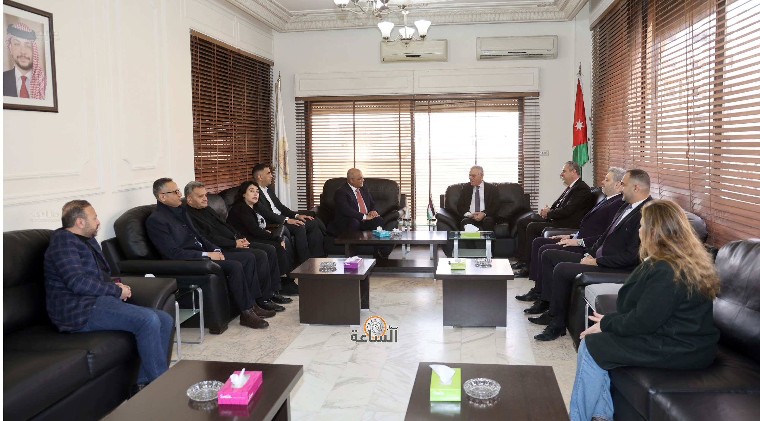 Madar Al-Saa Images 0.6950606543683668