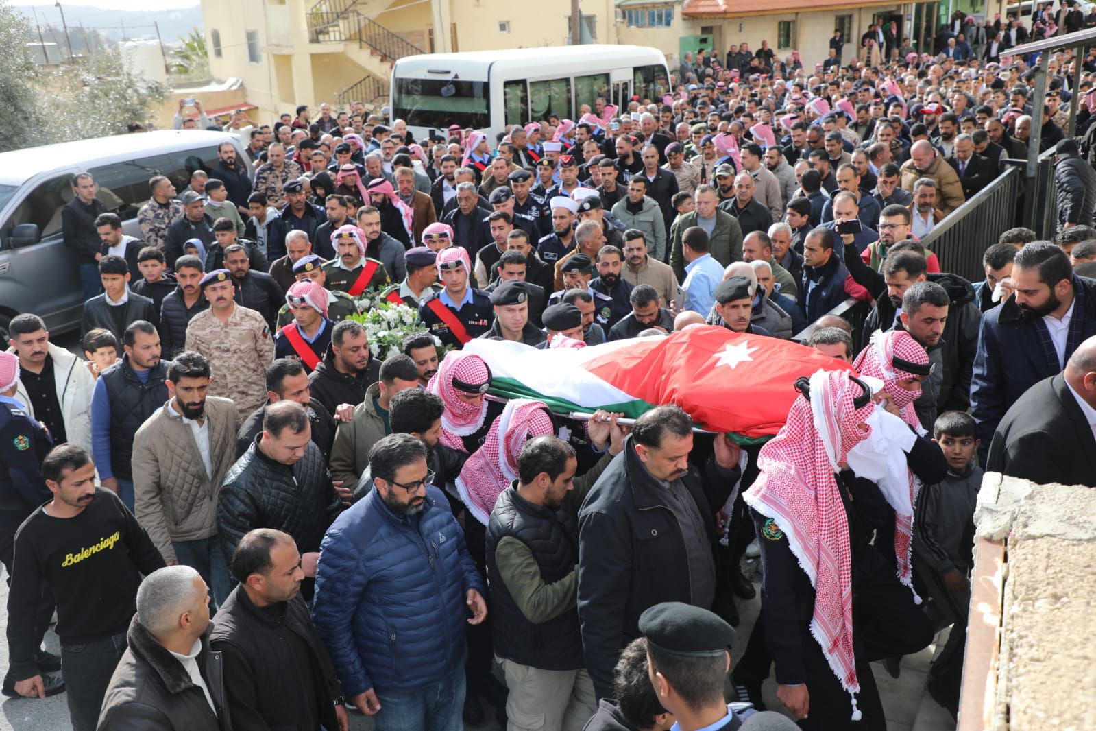 Madar Al-Saa Images 0.8450060857449423