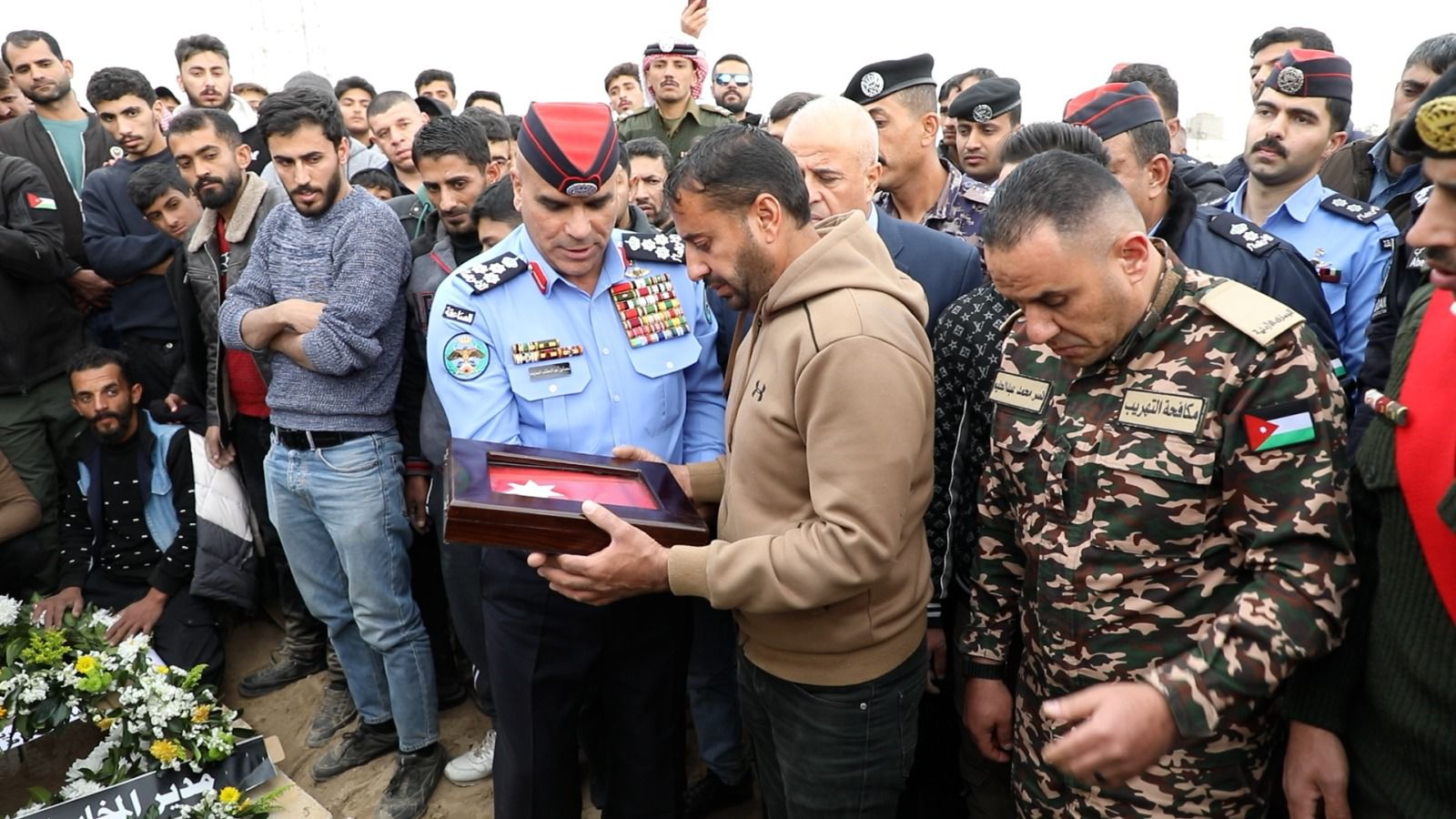 Madar Al-Saa Images 0.993349576577331