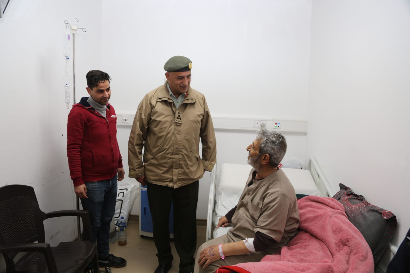 Madar Al-Saa Images 0.406369960178803