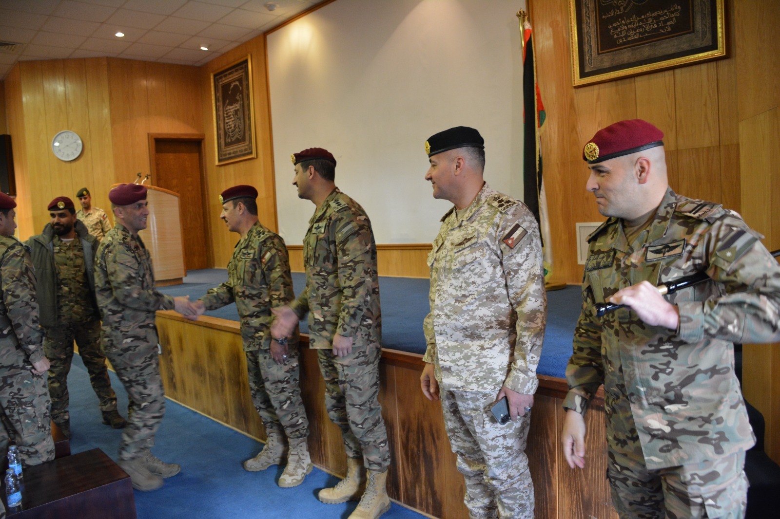 Madar Al-Saa Images 0.5622894856566656