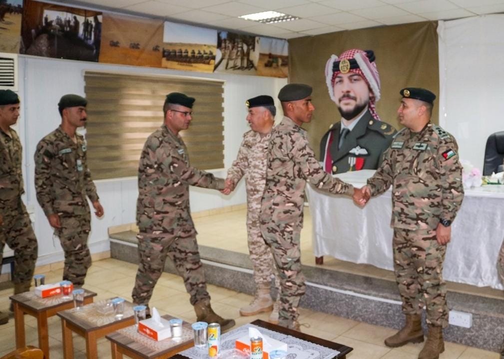 Madar Al-Saa Images 0.16966764657165467