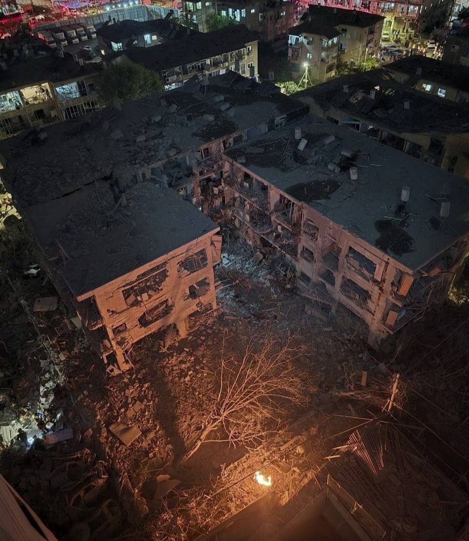 Madar Al-Saa Images 0.11249374386406141