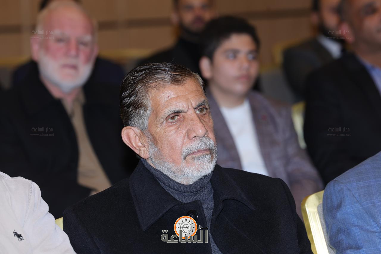 Madar Al-Saa Images 0.481136549326985