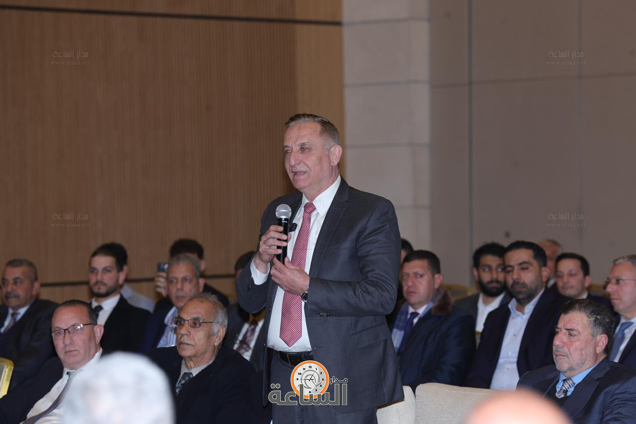 Madar Al-Saa Images 0.3737537560325874