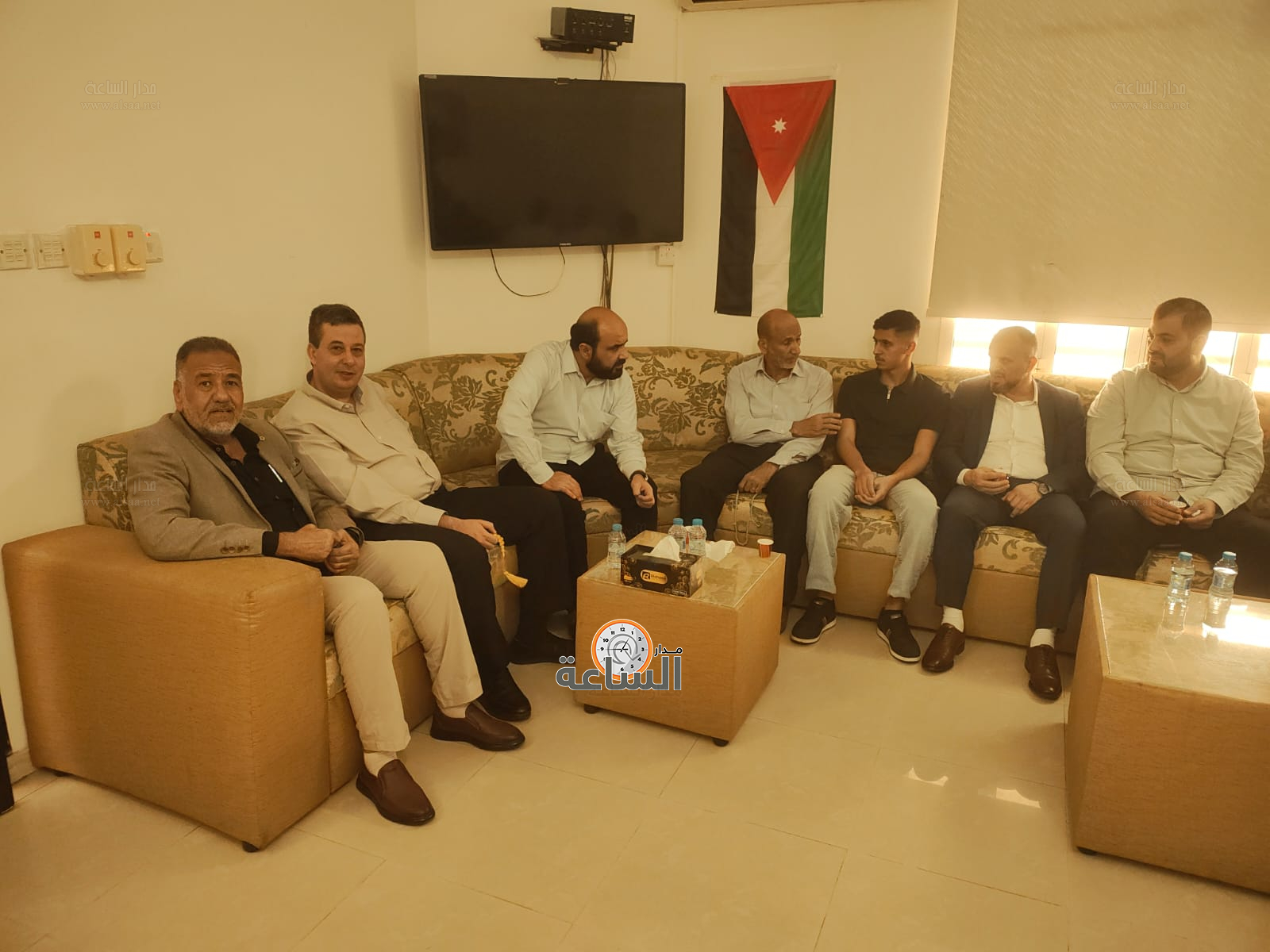 Madar Al-Saa Images 0.7058053495958161