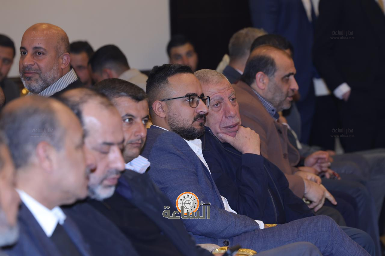 Madar Al-Saa Images 0.9869982326765766